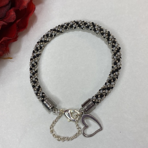 NEW!  BLACK, GRAY, & SILVER Heart Jewelry Set by Jewelry From the Heart - Picture 5 of 9